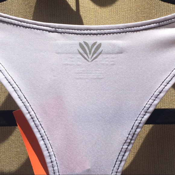 SOLD - Picture 4 of 4